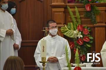 Repique de campanas, misa de romeros y ofrenda a la Virgen de las Nieves/TA y Francisco Javier Santana.